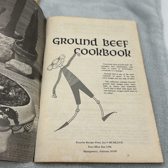 Ground Beef Cookbook-Favorites from The First Ladies (Johnson & Humphrey) - Picture 3 of 8